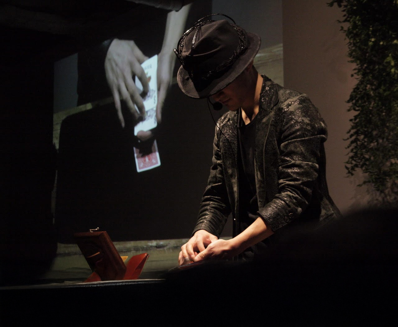 魔法つかいKOJI マジックショー